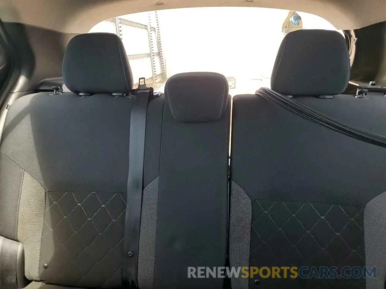 10 Photograph of a damaged car 3N1CP5CU7KL528924 NISSAN KICKS 2019