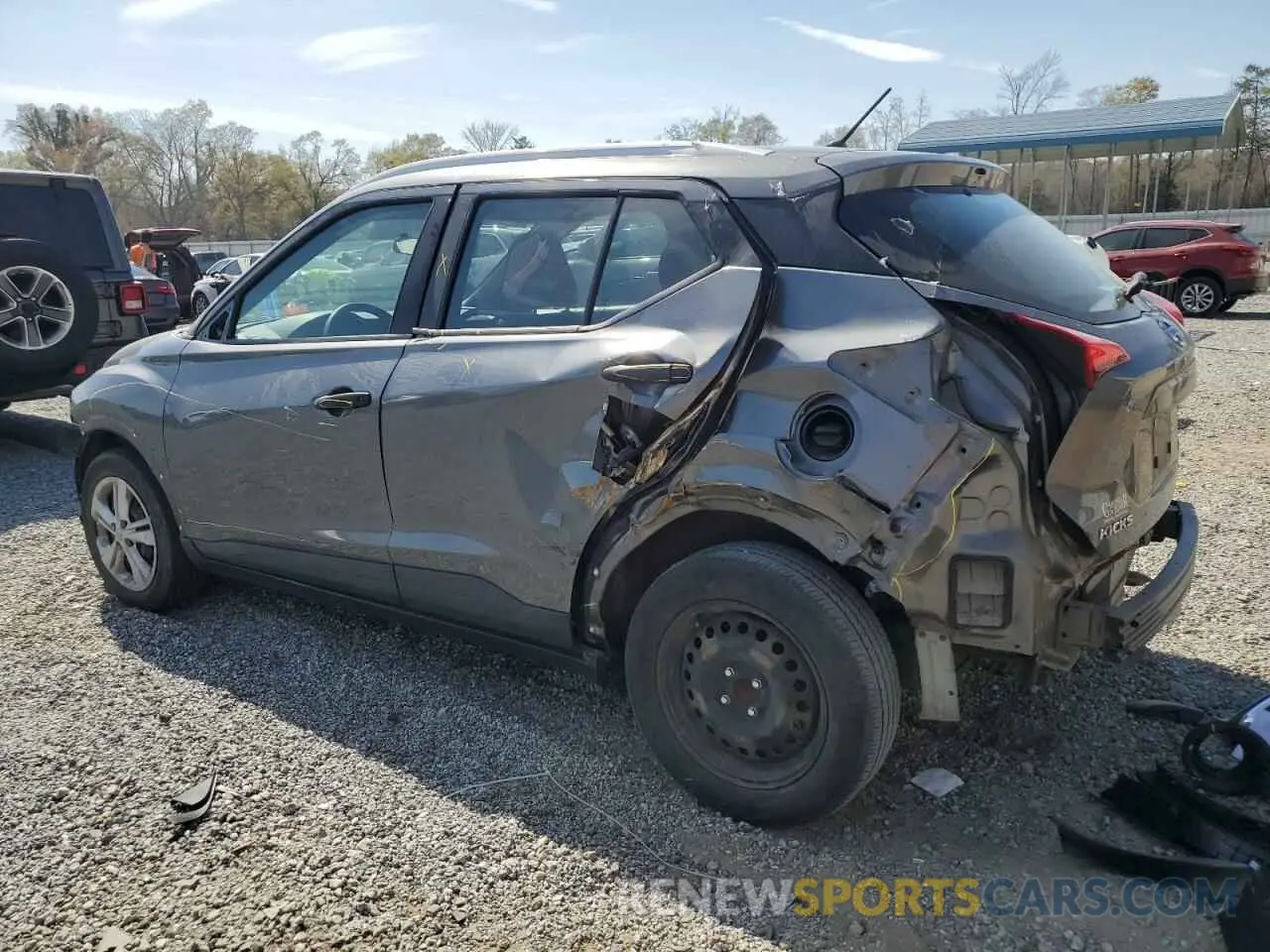 2 Photograph of a damaged car 3N1CP5CU7KL528924 NISSAN KICKS 2019