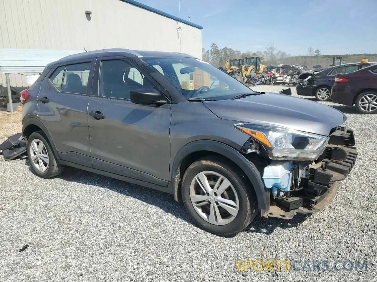 4 Photograph of a damaged car 3N1CP5CU7KL528924 NISSAN KICKS 2019