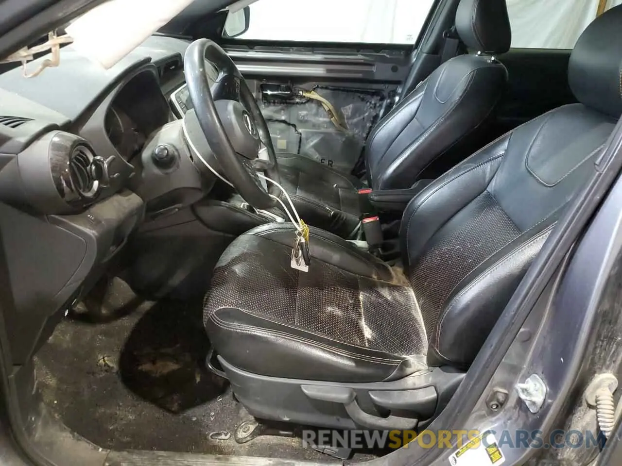 7 Фотография поврежденного автомобиля 3N1CP5CU7KL546372 NISSAN KICKS 2019