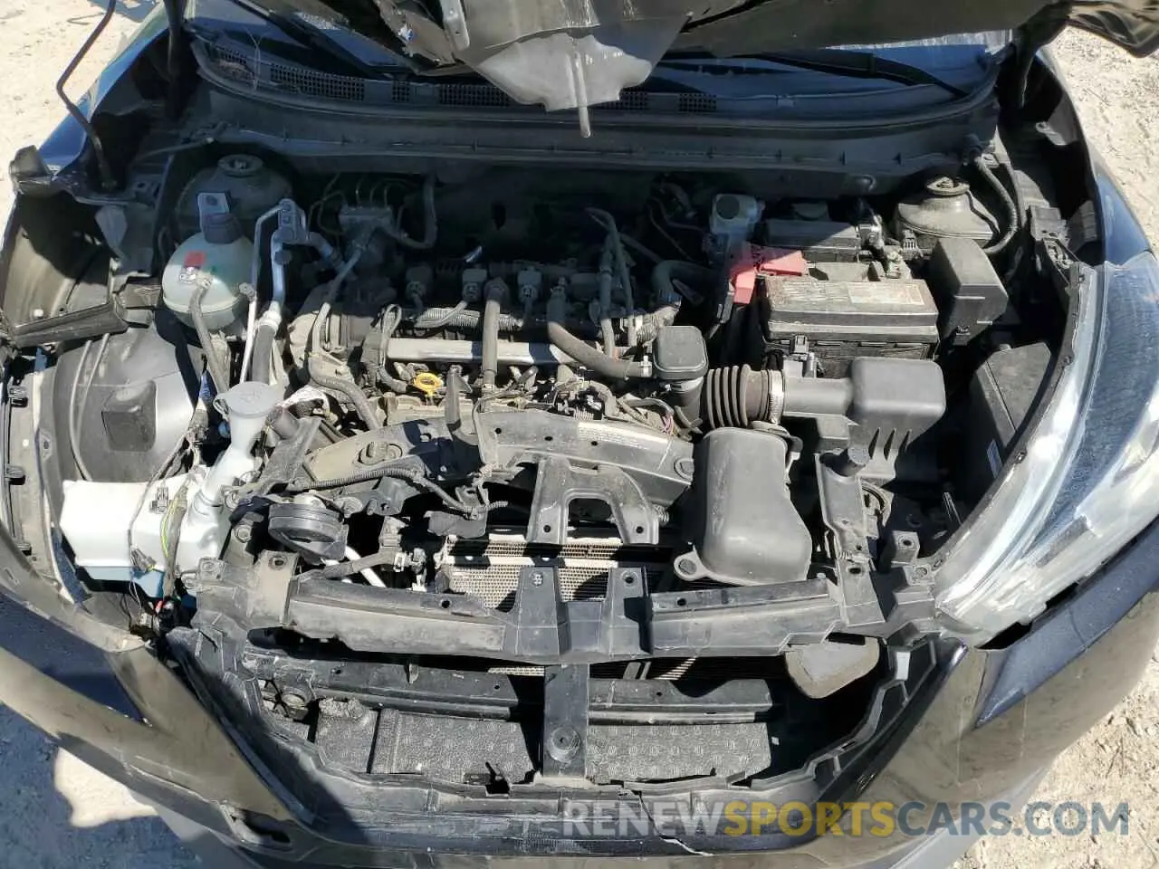 11 Photograph of a damaged car 3N1CP5CU7KL554813 NISSAN KICKS 2019