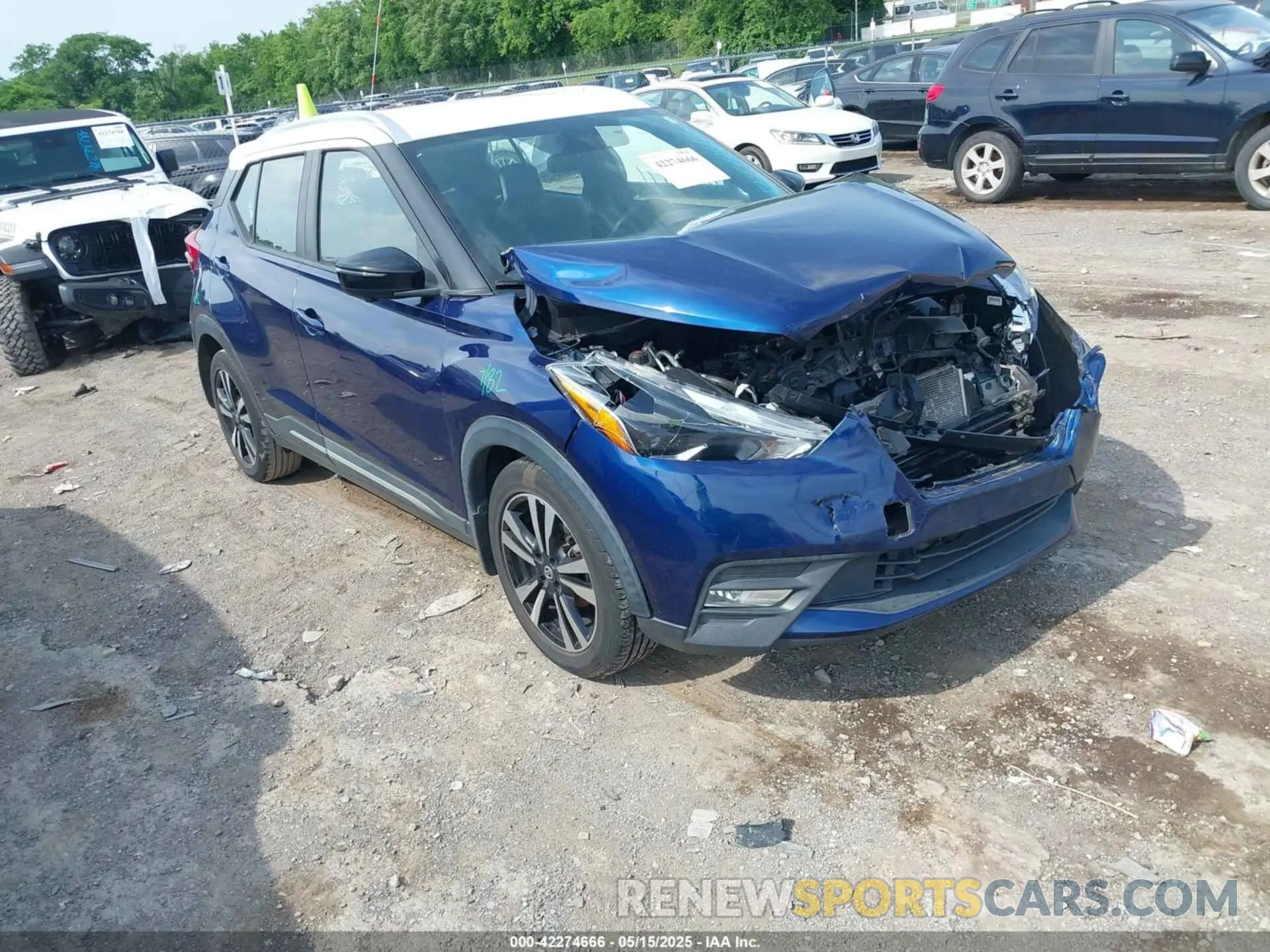1 Фотография поврежденного автомобиля 3N1CP5CU7KL567786 NISSAN KICKS 2019