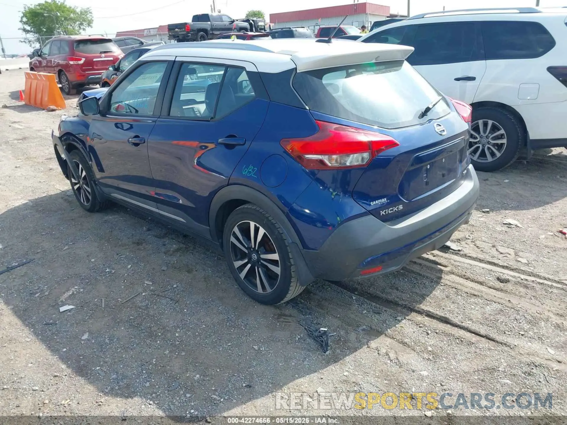 3 Фотография поврежденного автомобиля 3N1CP5CU7KL567786 NISSAN KICKS 2019