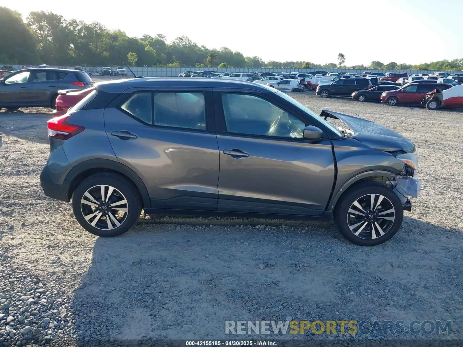 14 Photograph of a damaged car 3N1CP5CU9KL552626 NISSAN KICKS 2019