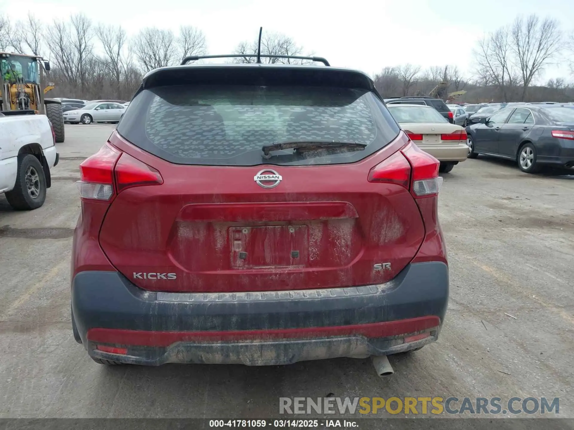 16 Photograph of a damaged car 3N1CP5CUXKL492775 NISSAN KICKS 2019