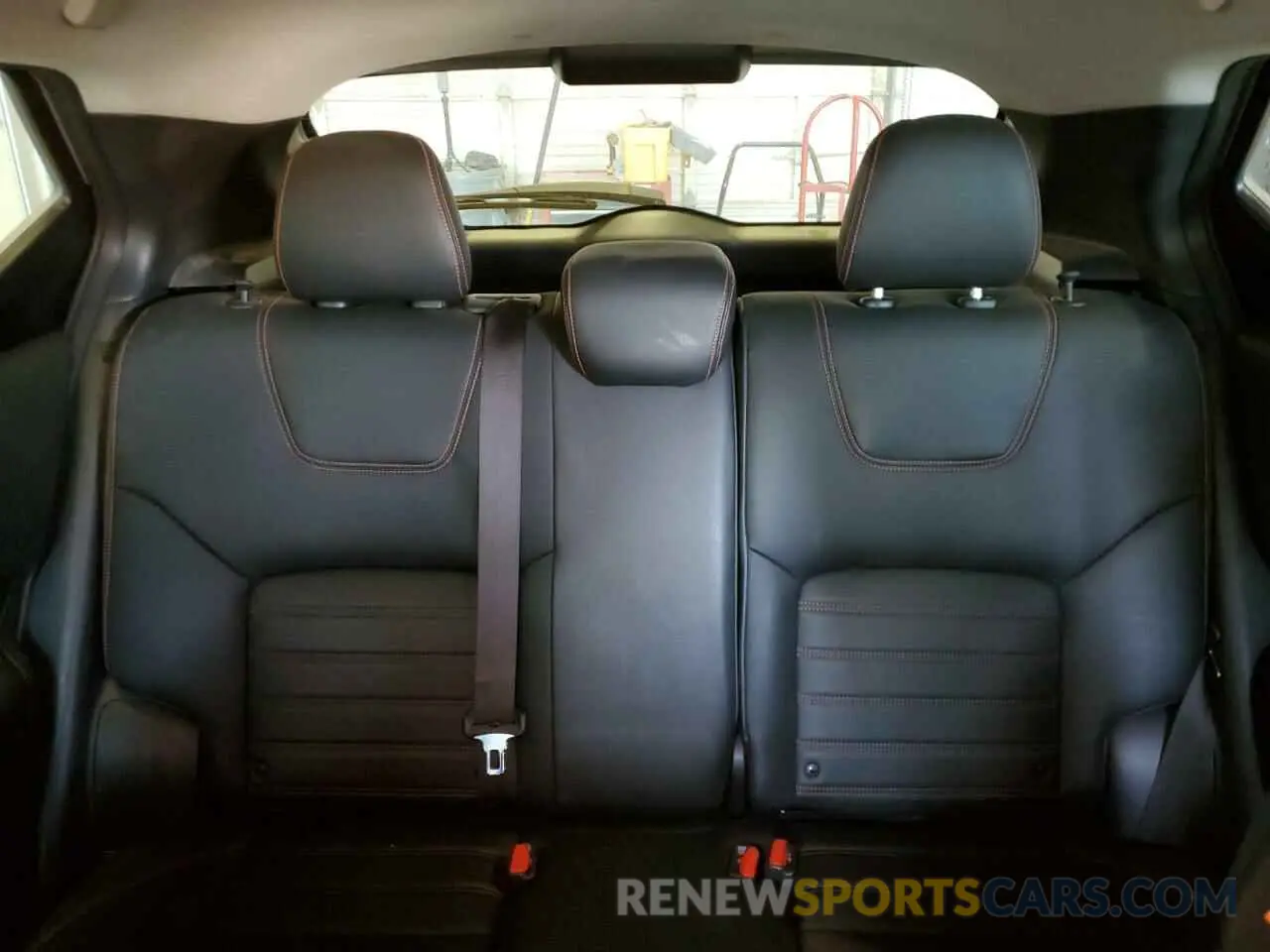 10 Photograph of a damaged car 3N1CP5CUXKL533227 NISSAN KICKS 2019