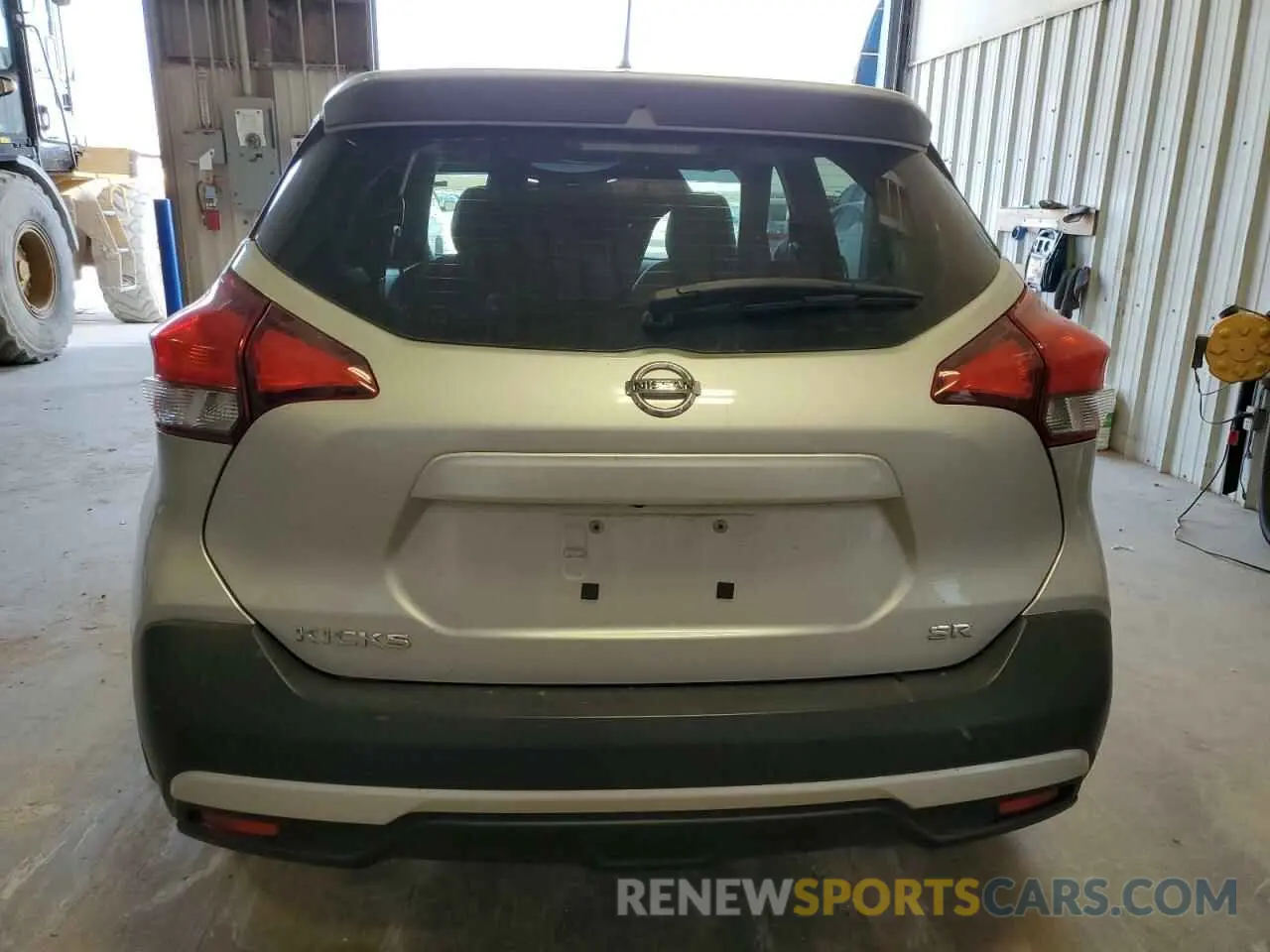 6 Photograph of a damaged car 3N1CP5CUXKL533227 NISSAN KICKS 2019