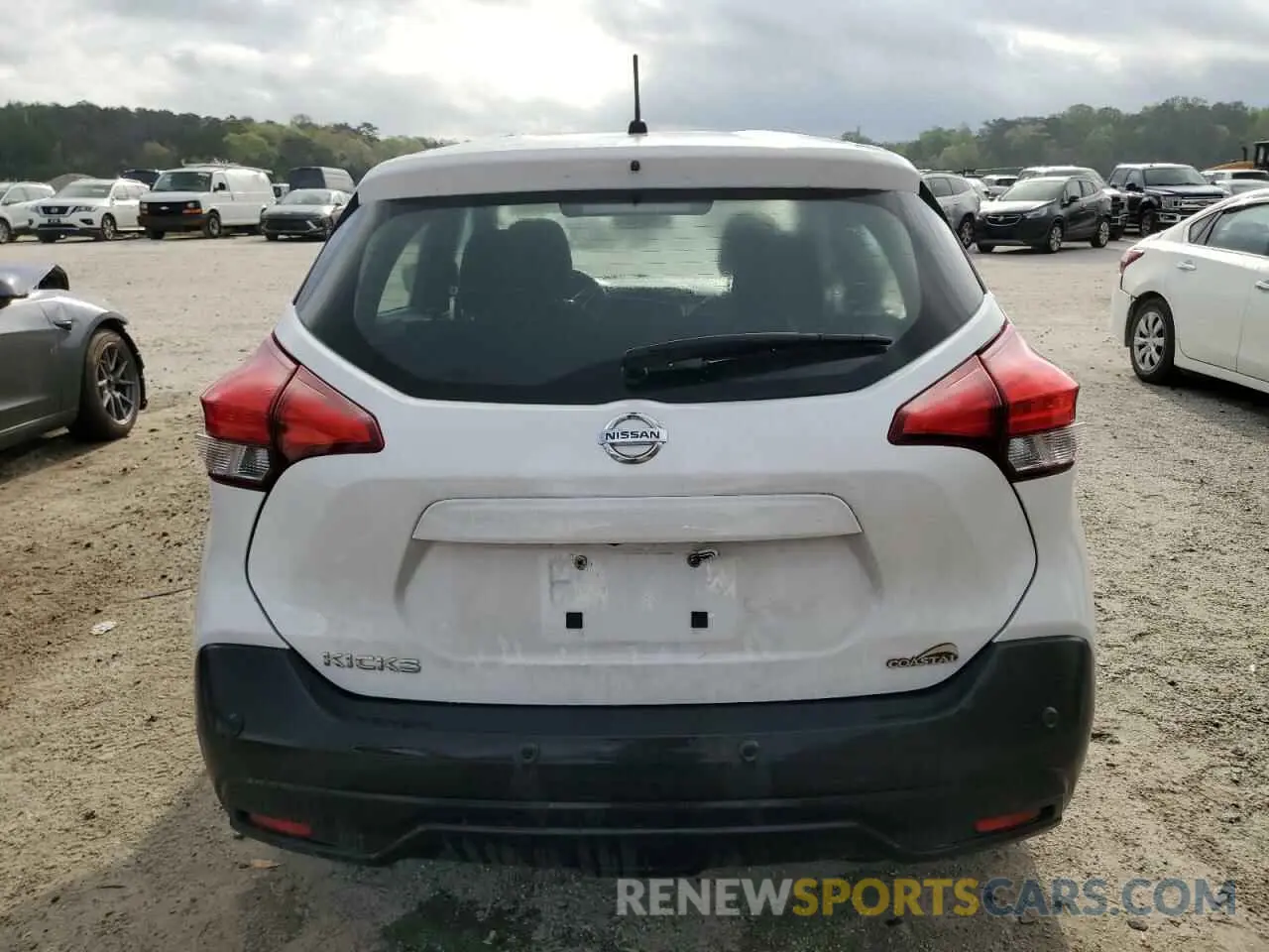 6 Photograph of a damaged car 3N1CP5BV0LL539050 NISSAN KICKS 2020