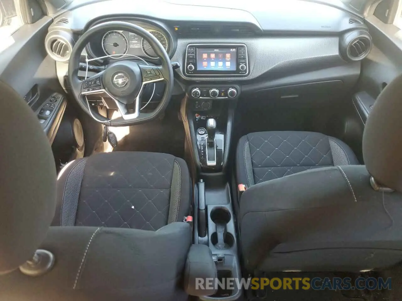 8 Фотография поврежденного автомобиля 3N1CP5BV0LL562313 NISSAN KICKS 2020