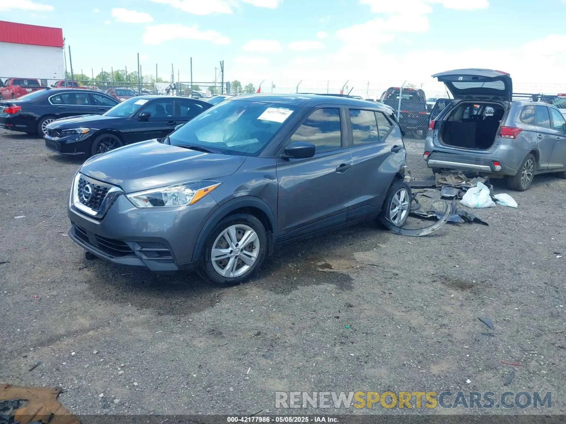 2 Photograph of a damaged car 3N1CP5BV3LL512442 NISSAN KICKS 2020