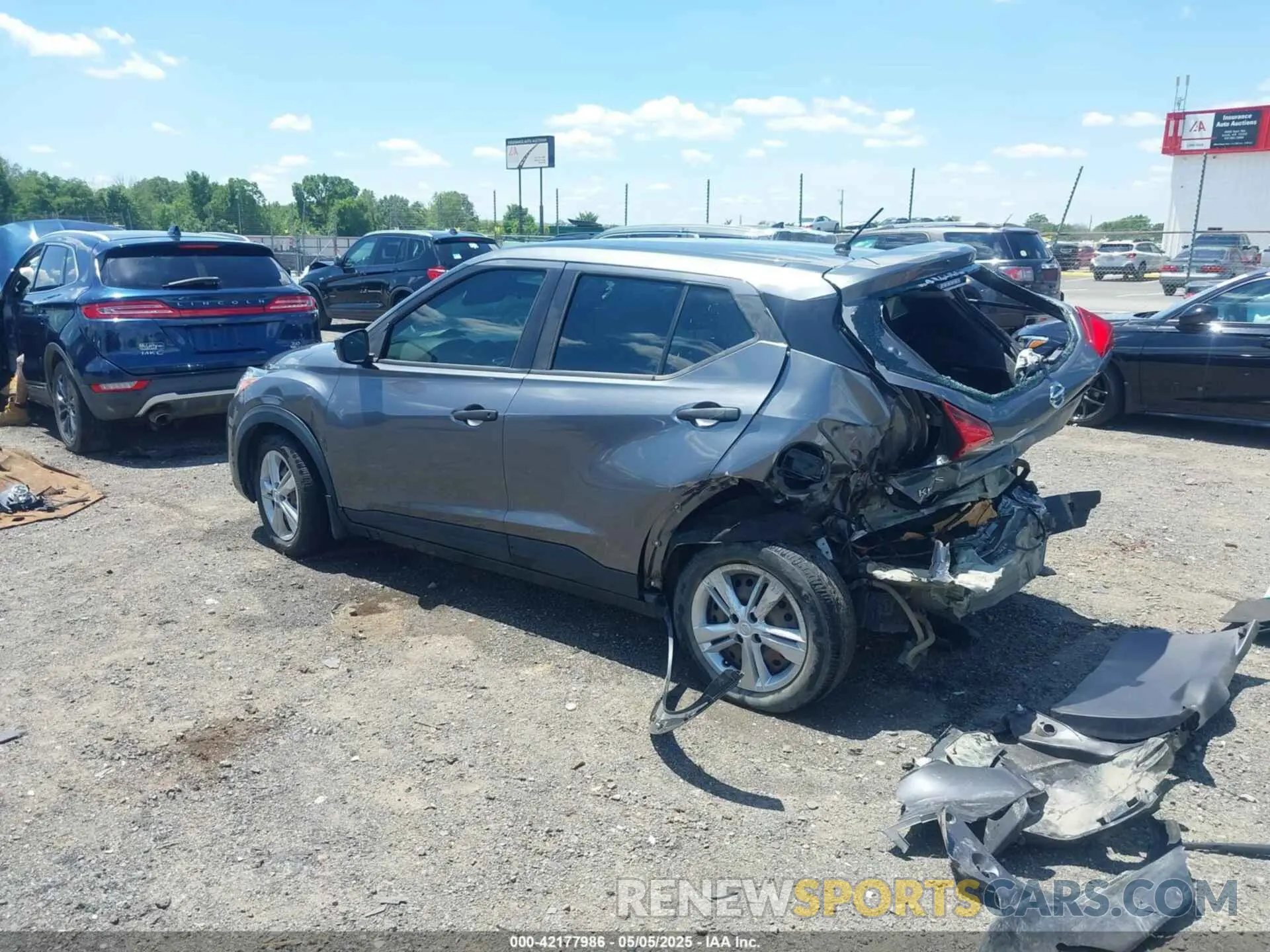 3 Photograph of a damaged car 3N1CP5BV3LL512442 NISSAN KICKS 2020