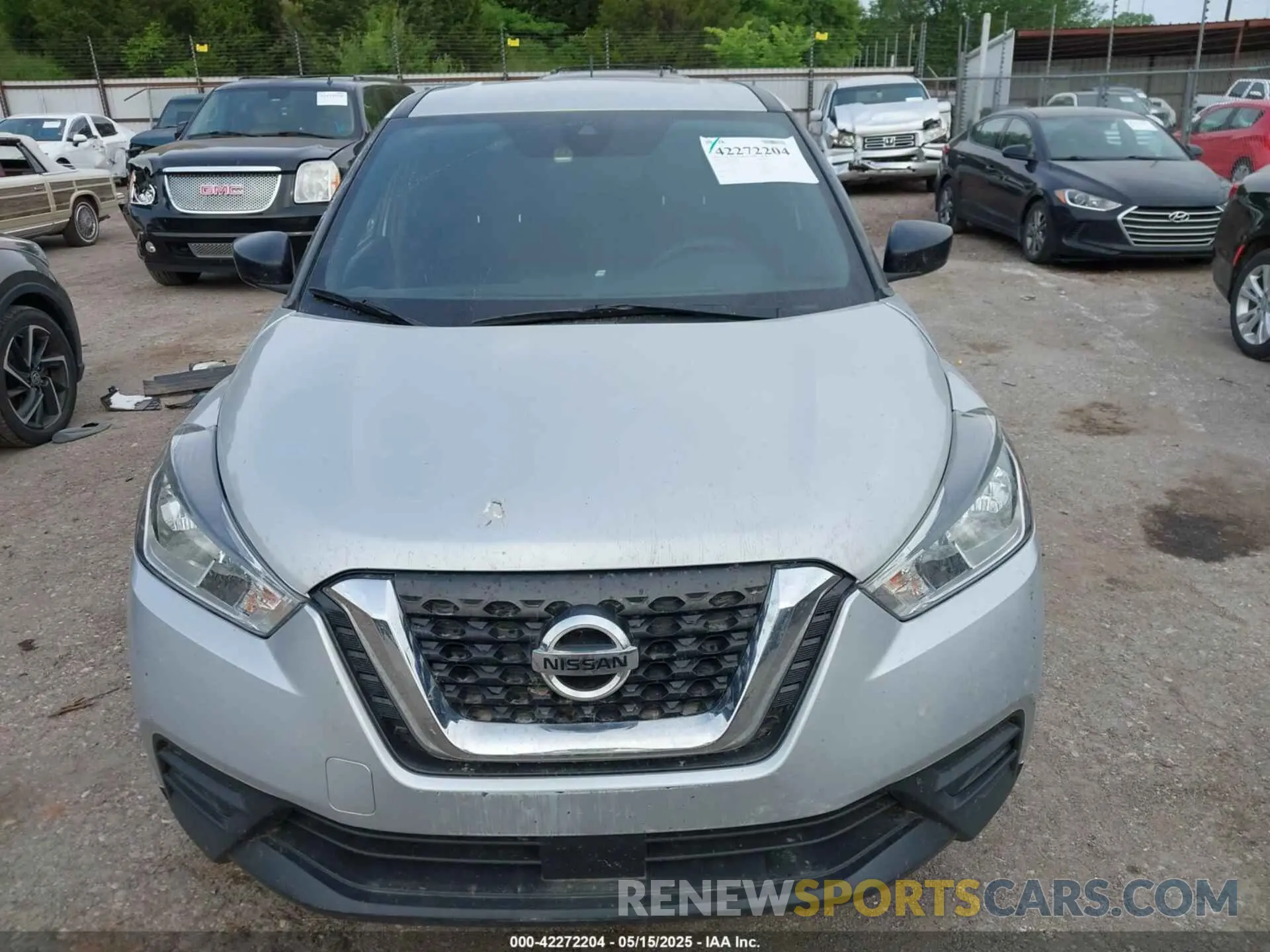 13 Photograph of a damaged car 3N1CP5BV4LL479001 NISSAN KICKS 2020