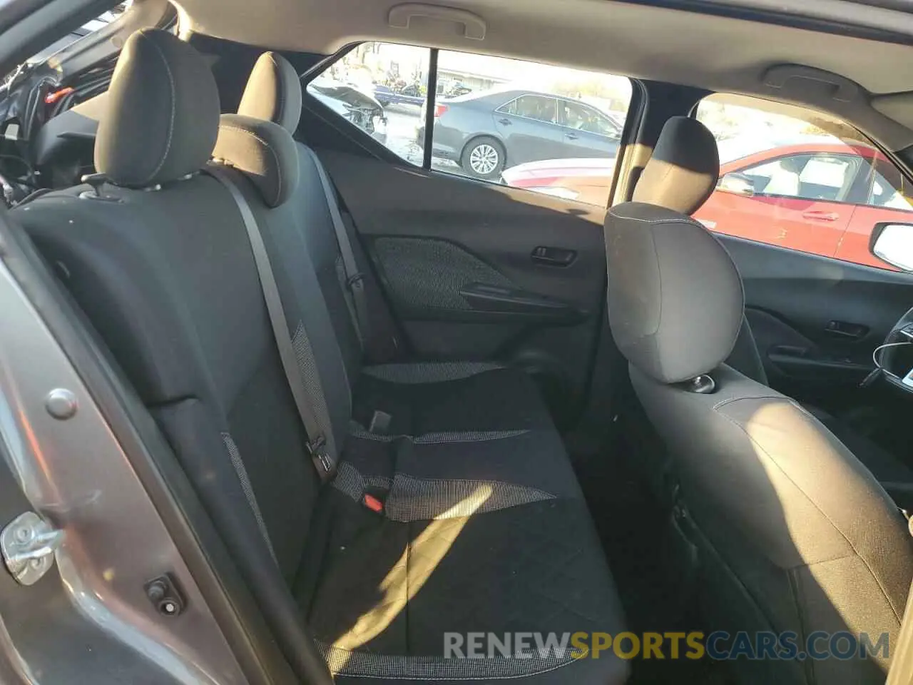 10 Фотография поврежденного автомобиля 3N1CP5BV4LL485123 NISSAN KICKS 2020