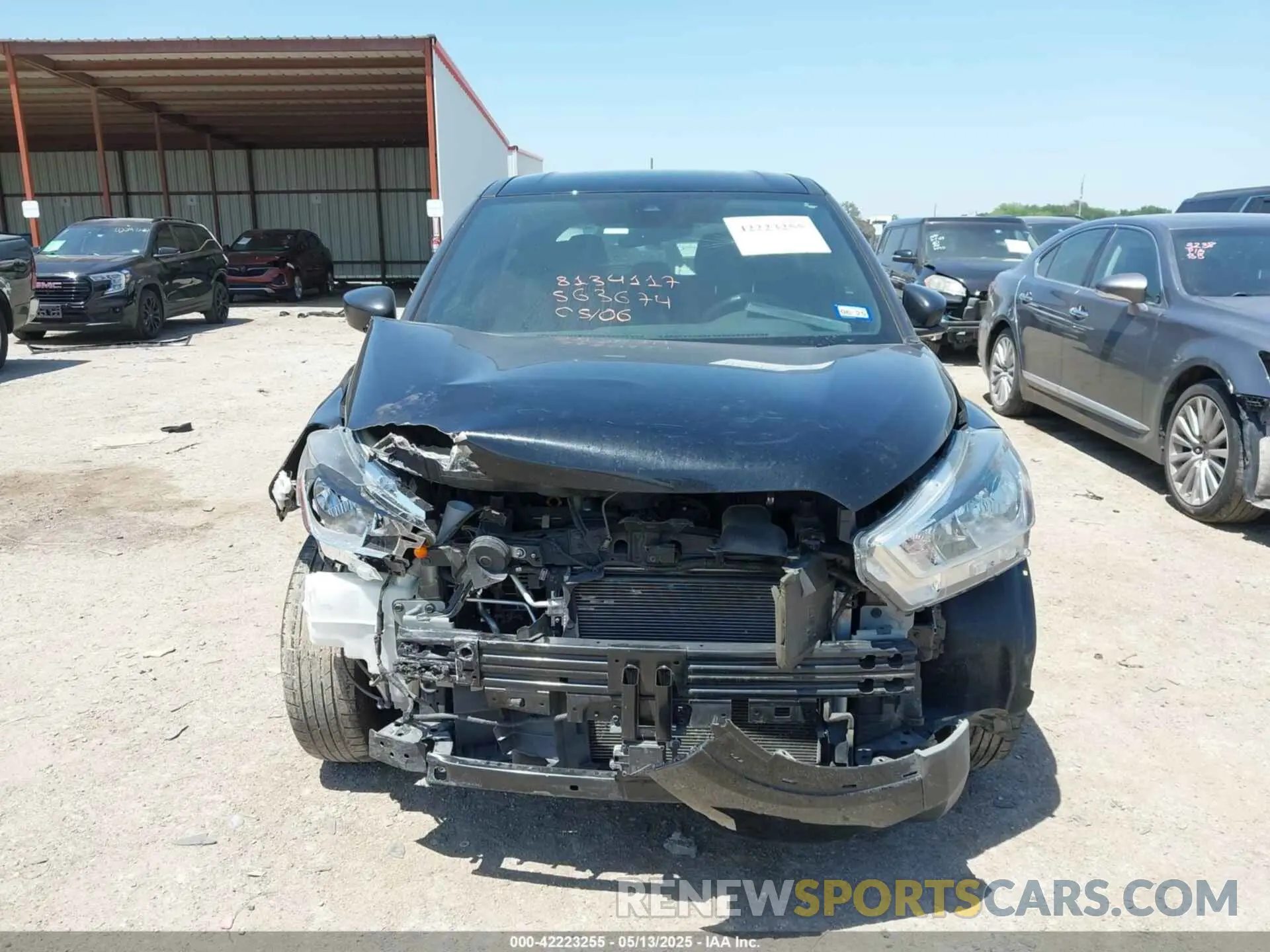 12 Photograph of a damaged car 3N1CP5BV4LL563674 NISSAN KICKS 2020