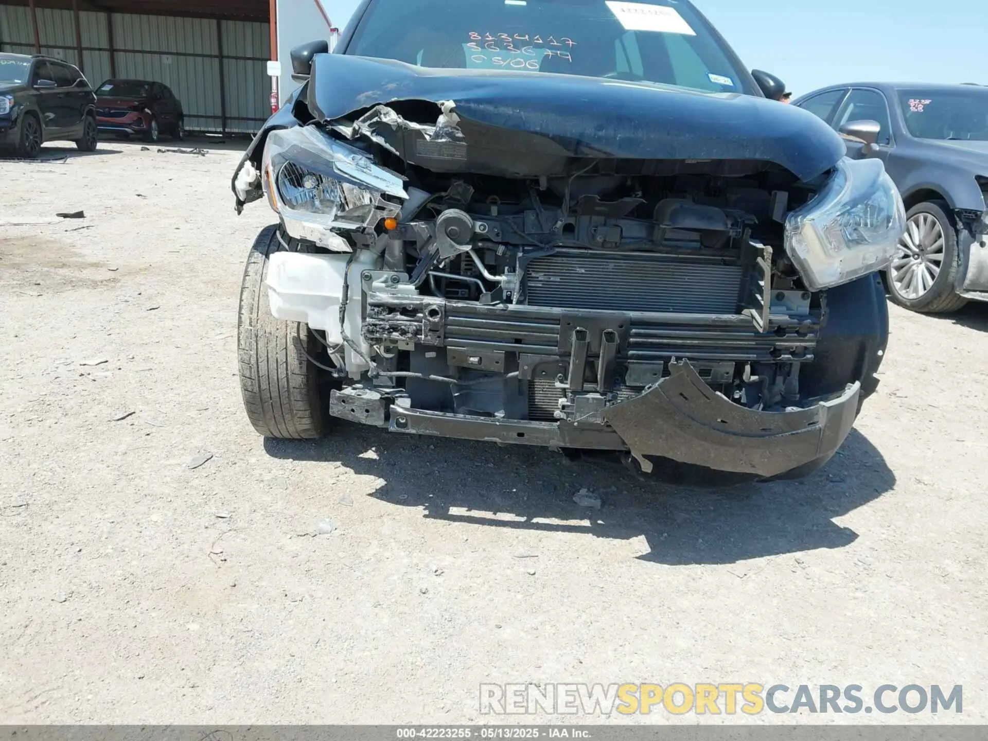6 Photograph of a damaged car 3N1CP5BV4LL563674 NISSAN KICKS 2020