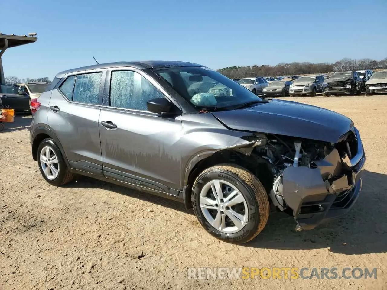4 Photograph of a damaged car 3N1CP5BV4LL572116 NISSAN KICKS 2020