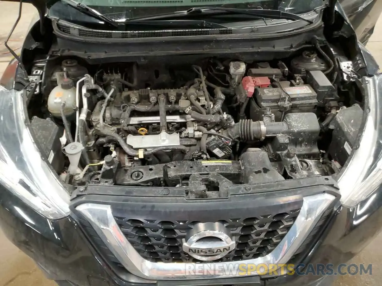12 Photograph of a damaged car 3N1CP5BV5LL531557 NISSAN KICKS 2020