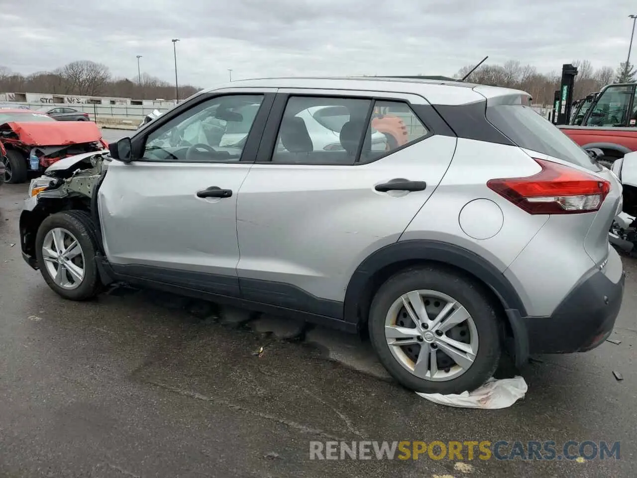2 Фотография поврежденного автомобиля 3N1CP5BV8LL483696 NISSAN KICKS 2020