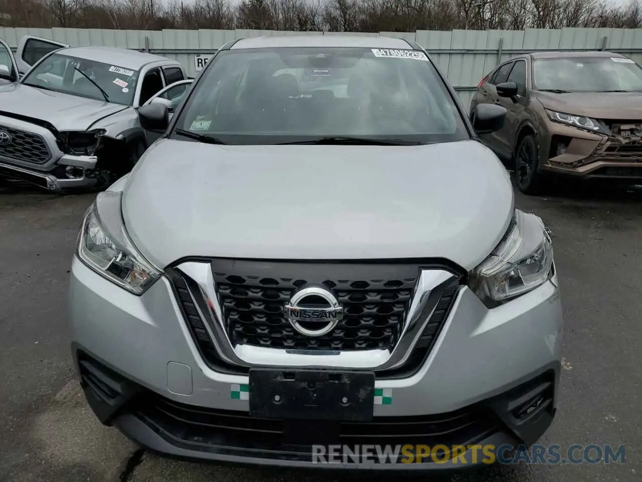5 Фотография поврежденного автомобиля 3N1CP5BV8LL483696 NISSAN KICKS 2020