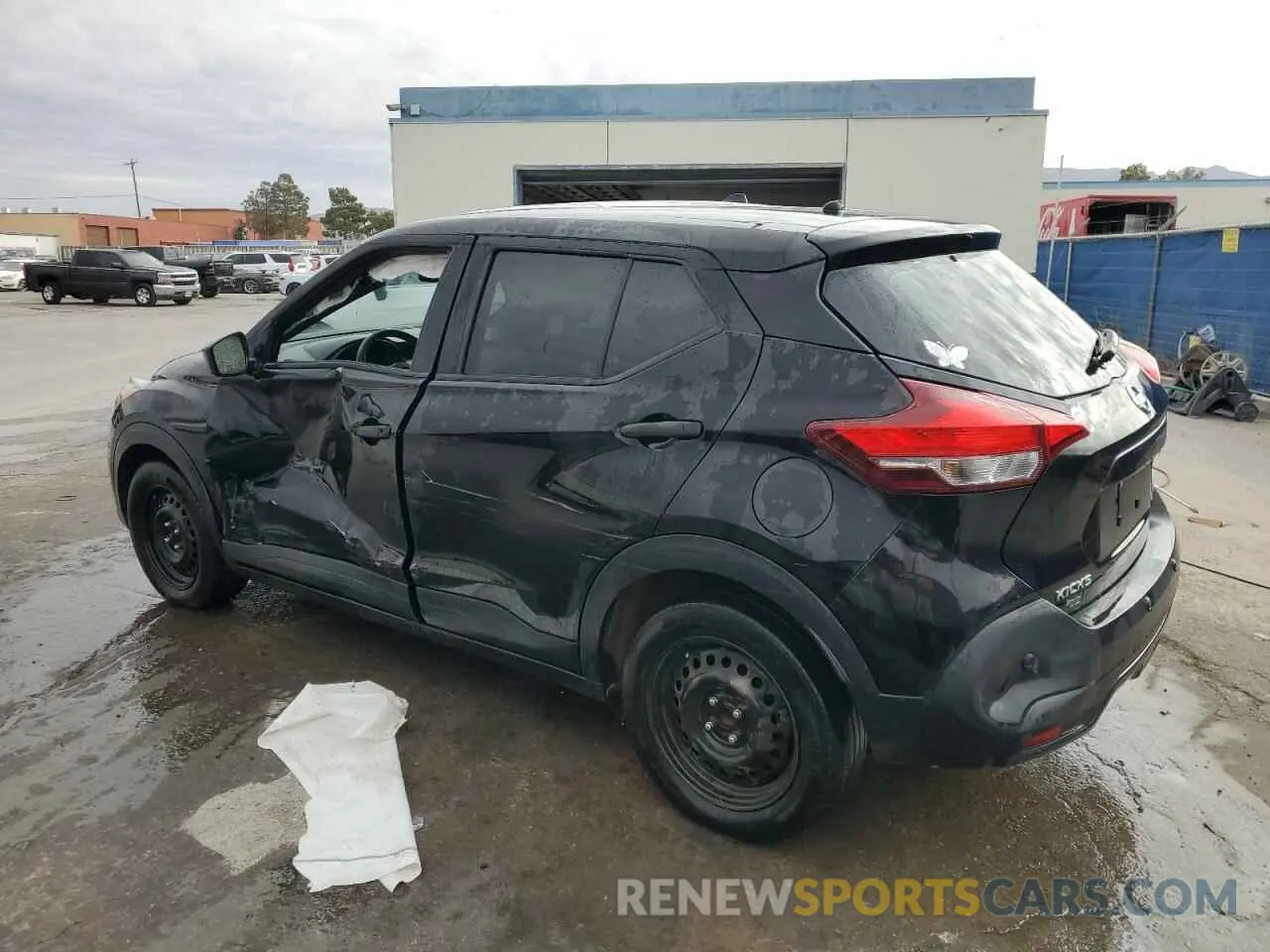 2 Фотография поврежденного автомобиля 3N1CP5BV8LL534288 NISSAN KICKS 2020