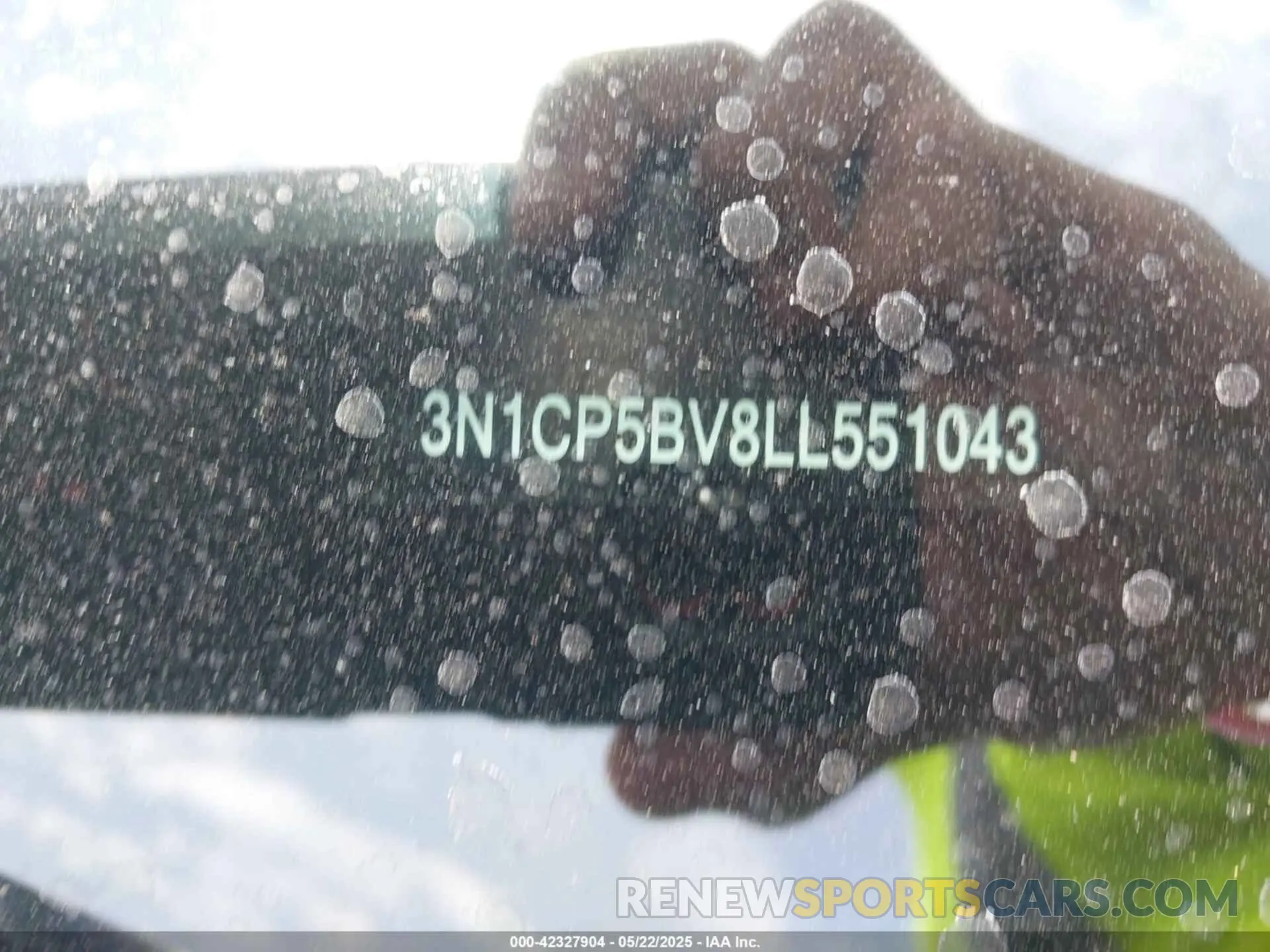 9 Photograph of a damaged car 3N1CP5BV8LL551043 NISSAN KICKS 2020