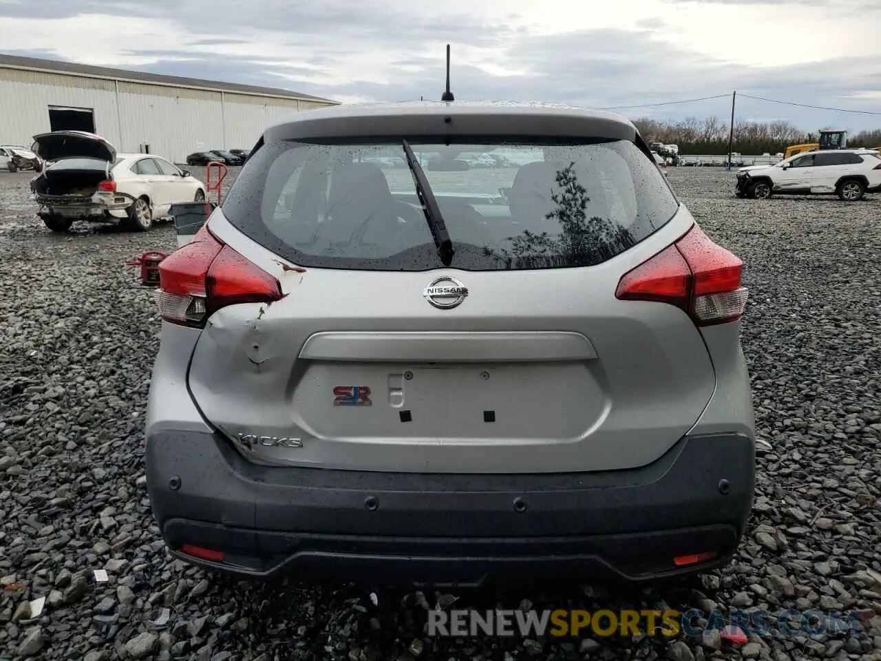 6 Photograph of a damaged car 3N1CP5BV8LL566030 NISSAN KICKS 2020