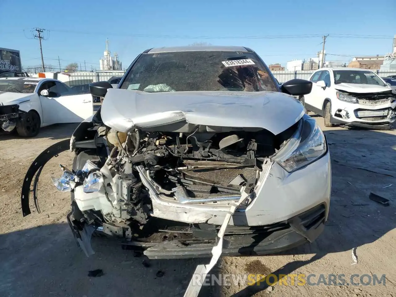 5 Photograph of a damaged car 3N1CP5BV8LL567811 NISSAN KICKS 2020