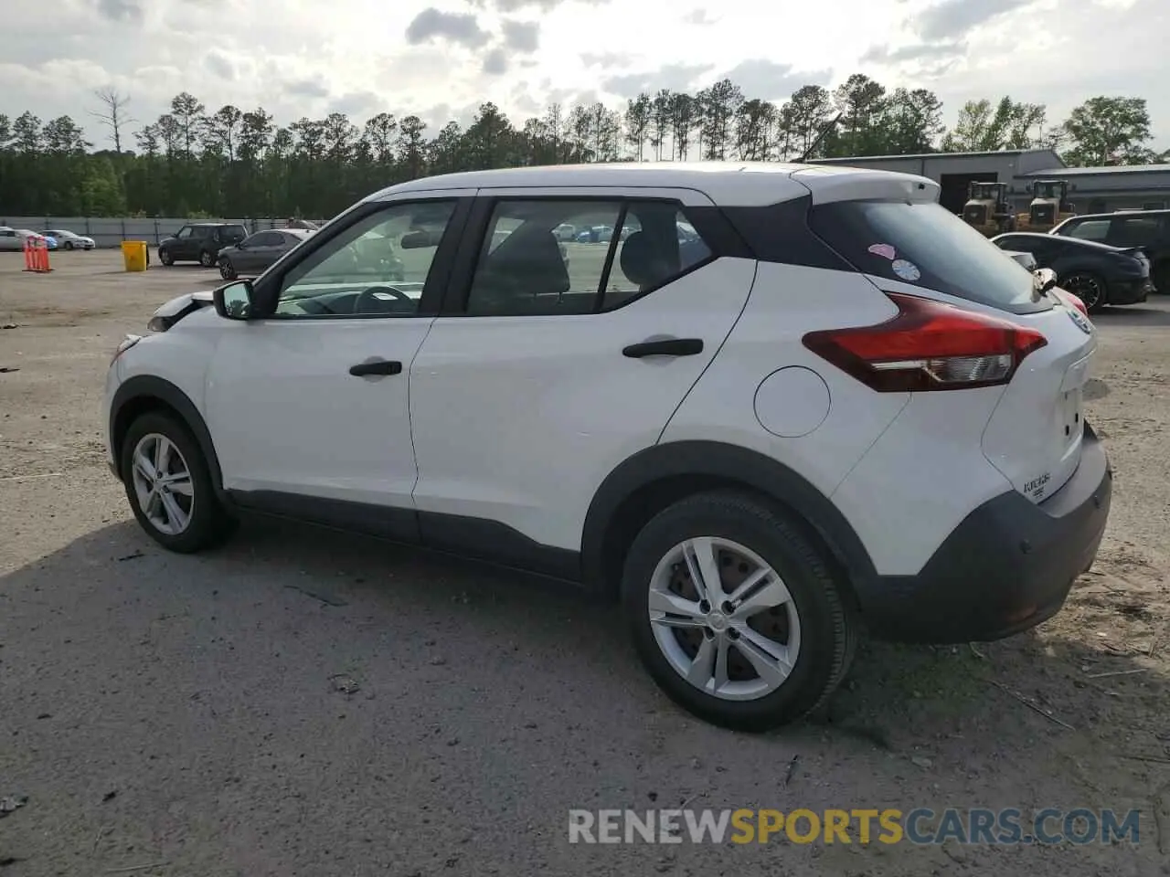 2 Photograph of a damaged car 3N1CP5BV9LL495856 NISSAN KICKS 2020