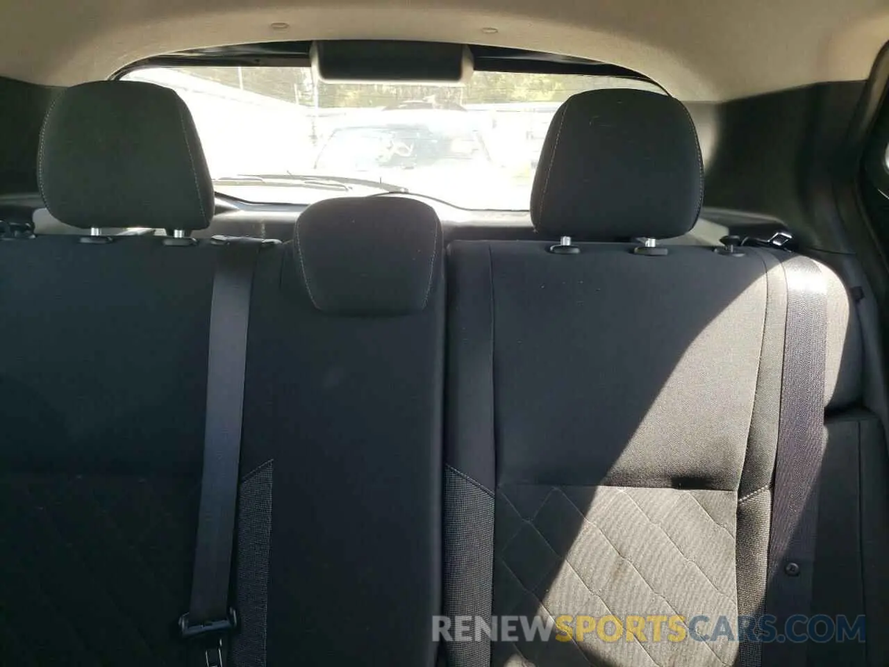 10 Photograph of a damaged car 3N1CP5BV9LL511246 NISSAN KICKS 2020