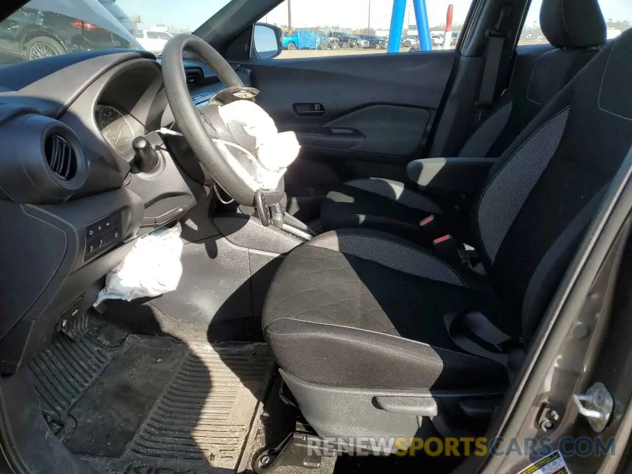 7 Фотография поврежденного автомобиля 3N1CP5BV9LL558504 NISSAN KICKS 2020