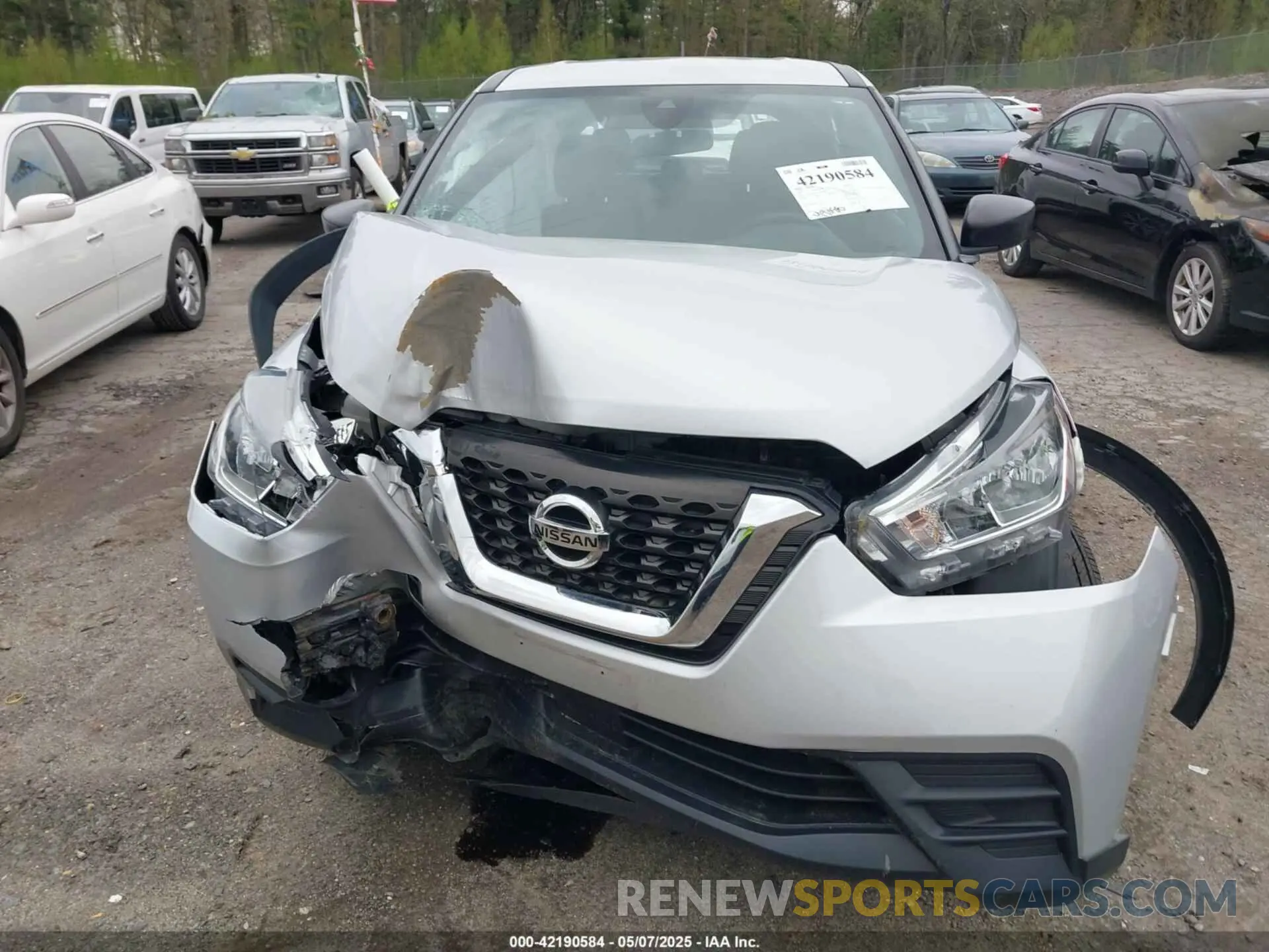 13 Фотография поврежденного автомобиля 3N1CP5BV9LL563069 NISSAN KICKS 2020
