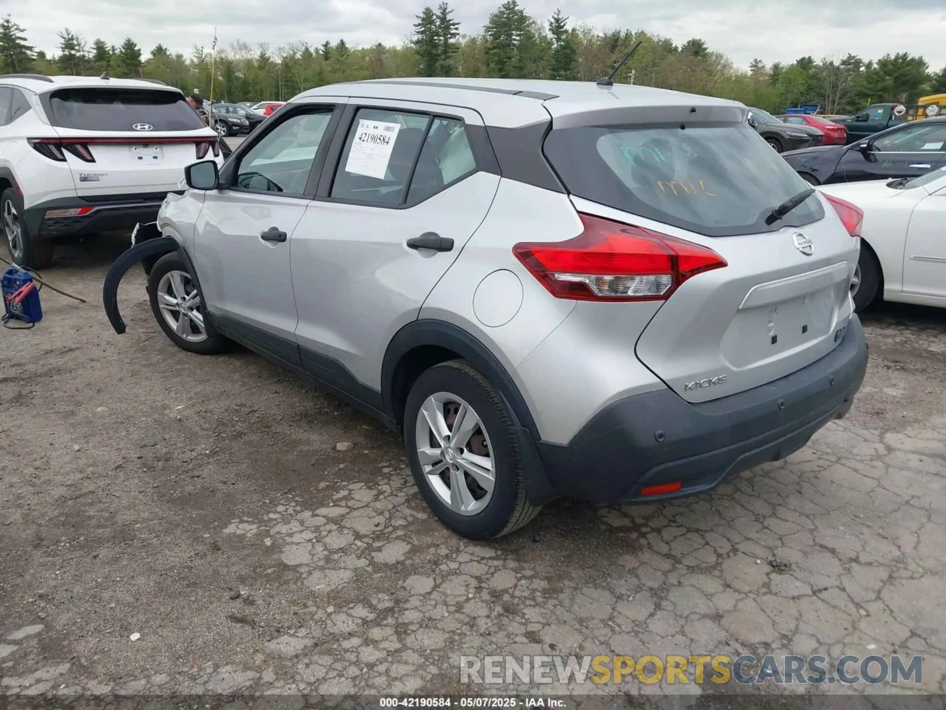 3 Фотография поврежденного автомобиля 3N1CP5BV9LL563069 NISSAN KICKS 2020