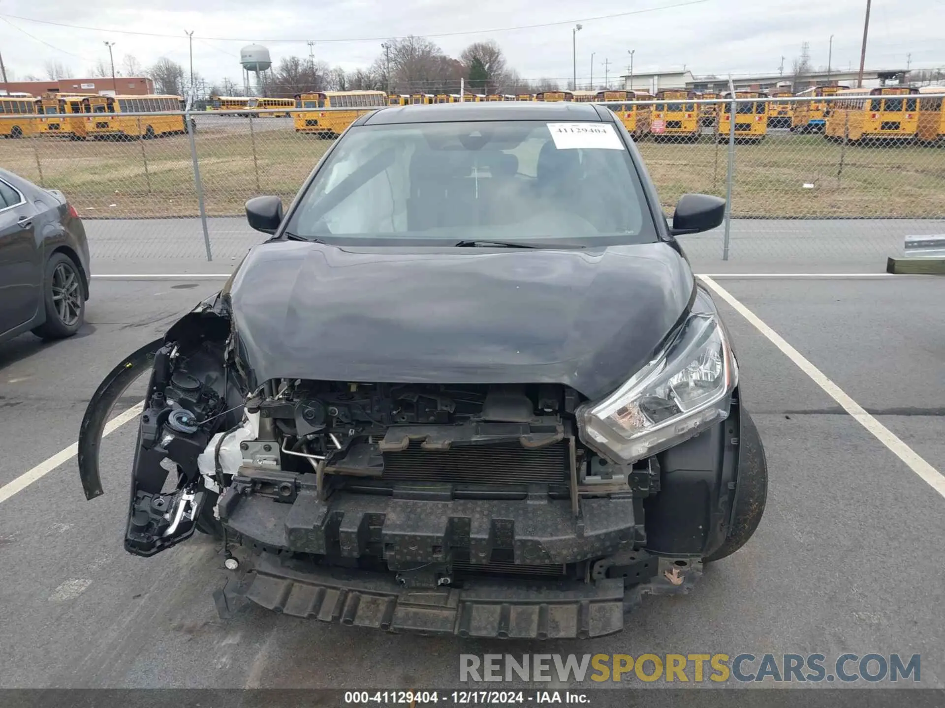 12 Photograph of a damaged car 3N1CP5BVXLL569642 NISSAN KICKS 2020