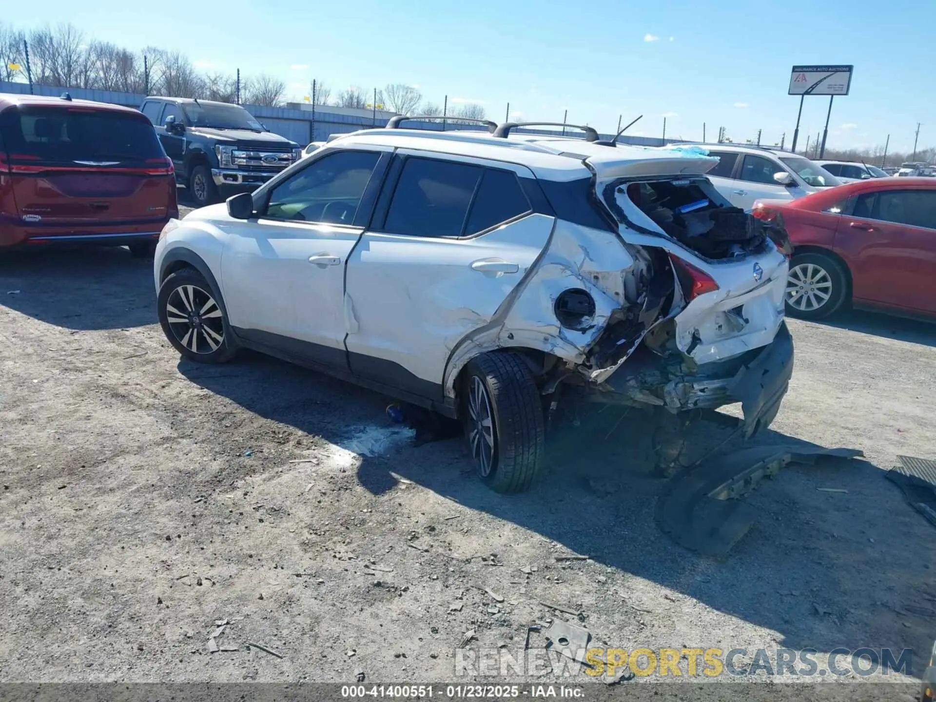 3 Photograph of a damaged car 3N1CP5CV1LL493890 NISSAN KICKS 2020