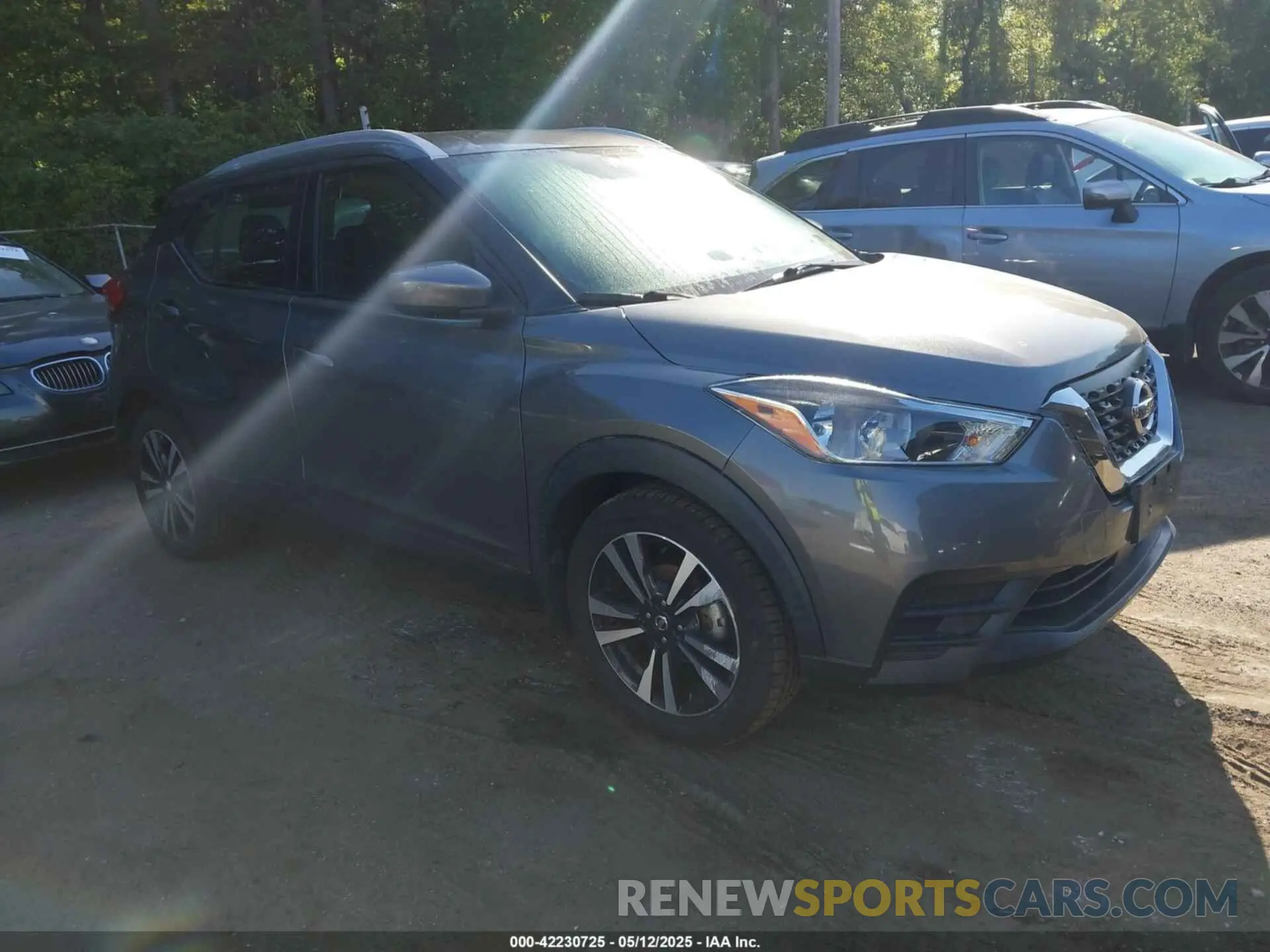 1 Photograph of a damaged car 3N1CP5CV1LL545972 NISSAN KICKS 2020