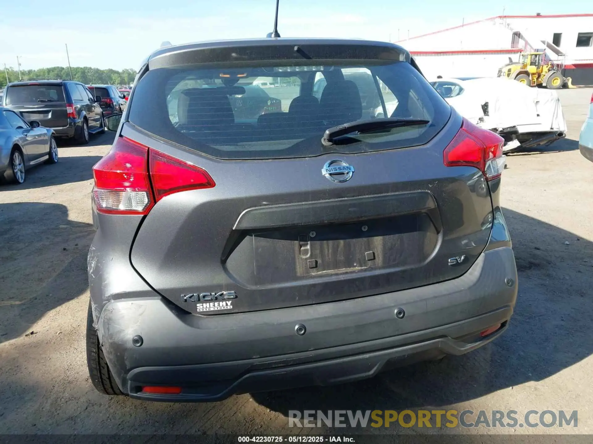 16 Photograph of a damaged car 3N1CP5CV1LL545972 NISSAN KICKS 2020