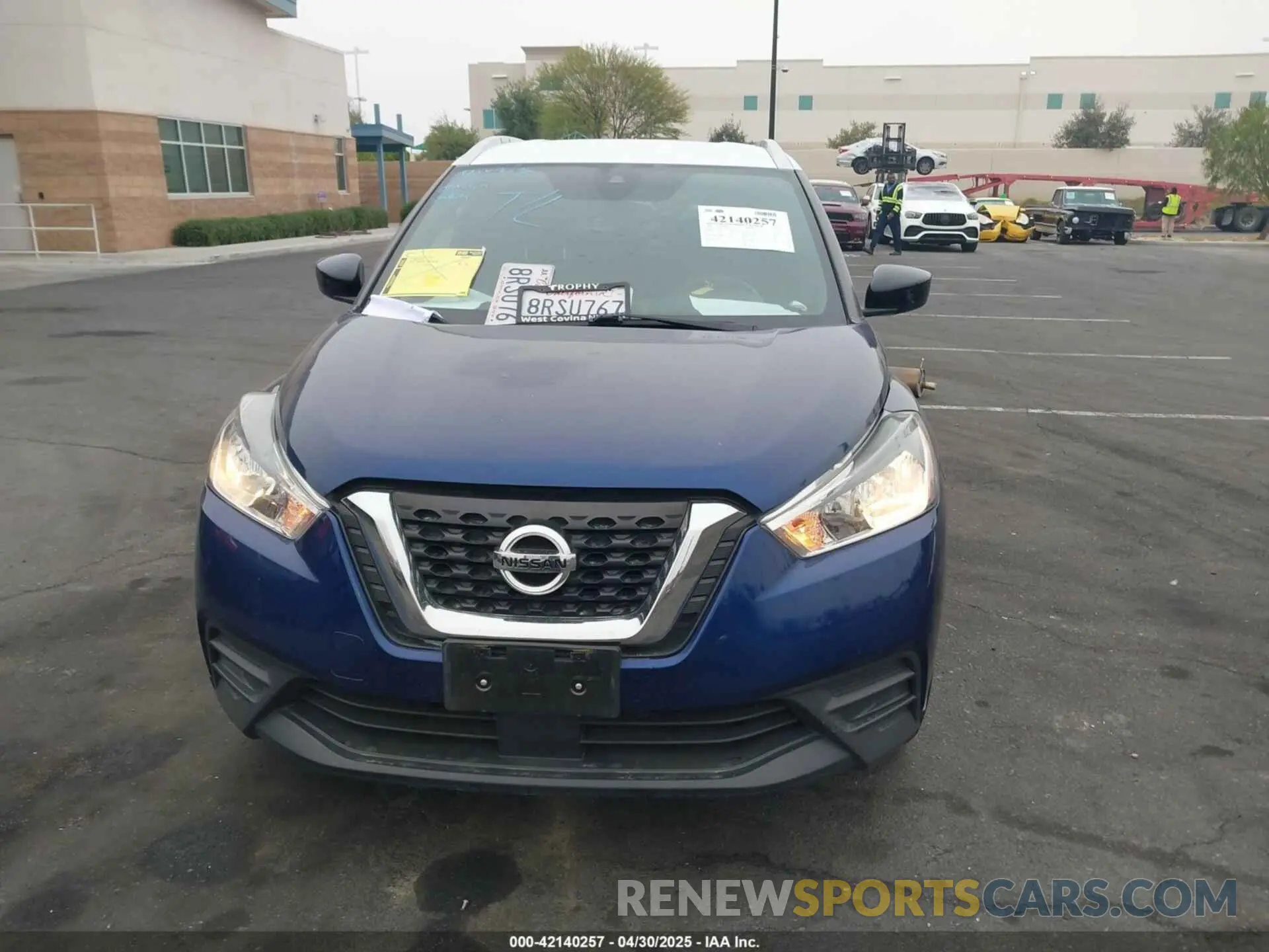 13 Photograph of a damaged car 3N1CP5CV2LL501138 NISSAN KICKS 2020