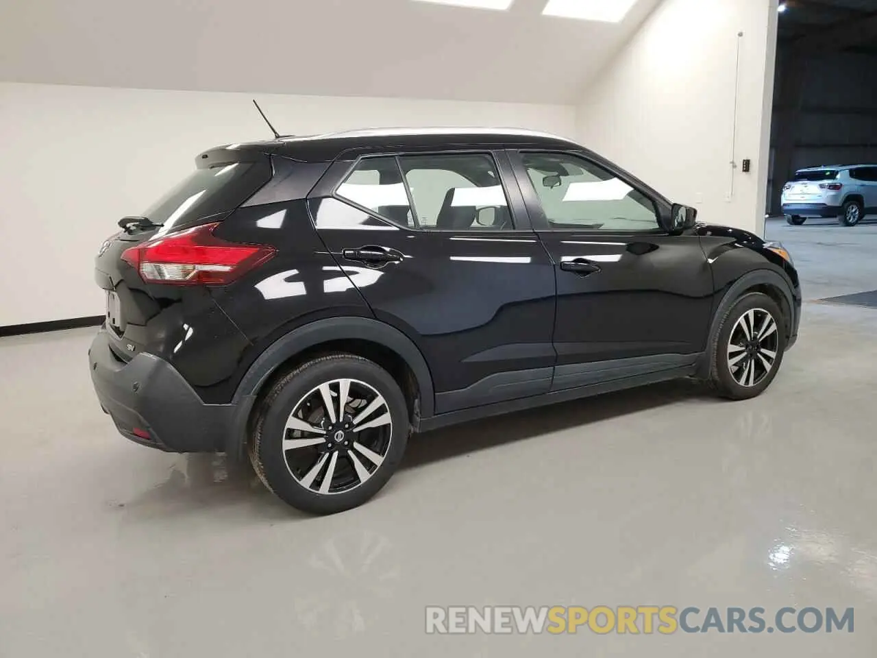 3 Photograph of a damaged car 3N1CP5CV2LL546290 NISSAN KICKS 2020