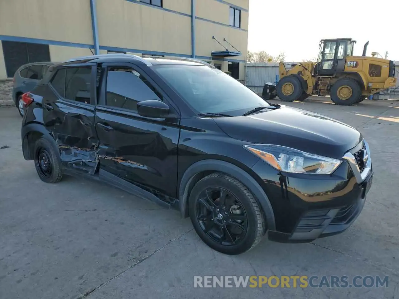 4 Фотография поврежденного автомобиля 3N1CP5CV2LL562246 NISSAN KICKS 2020