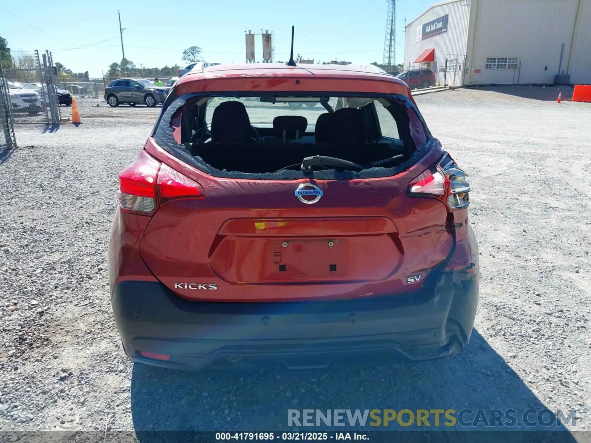 17 Photograph of a damaged car 3N1CP5CV3LL478260 NISSAN KICKS 2020