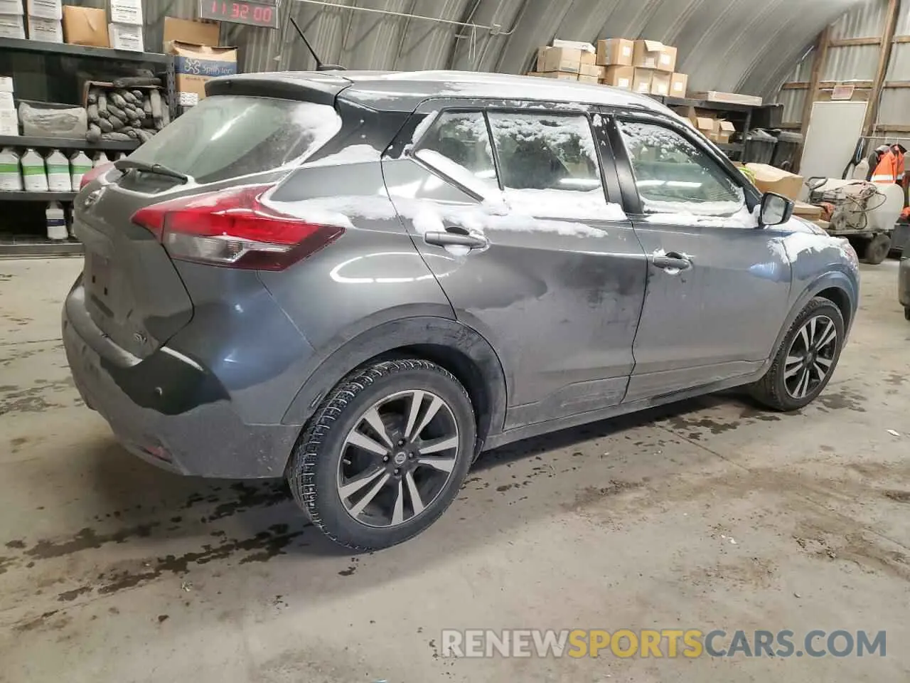 3 Photograph of a damaged car 3N1CP5CV3LL497794 NISSAN KICKS 2020