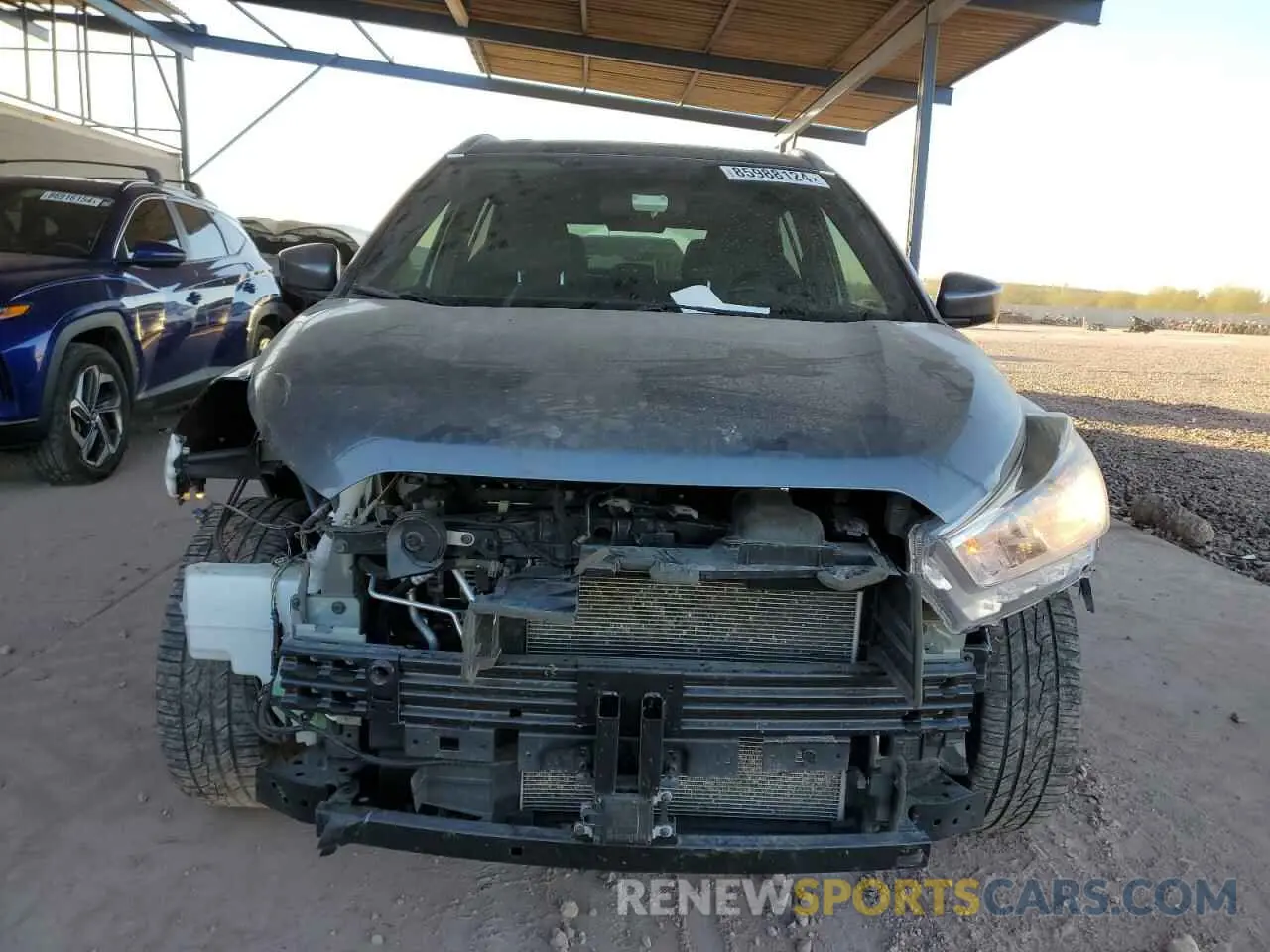 5 Photograph of a damaged car 3N1CP5CV3LL546444 NISSAN KICKS 2020