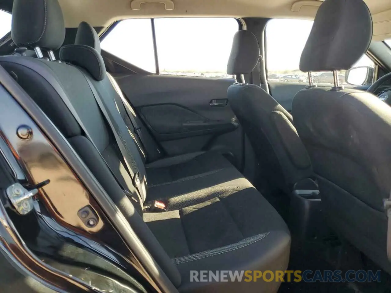 10 Фотография поврежденного автомобиля 3N1CP5CV5LL517785 NISSAN KICKS 2020