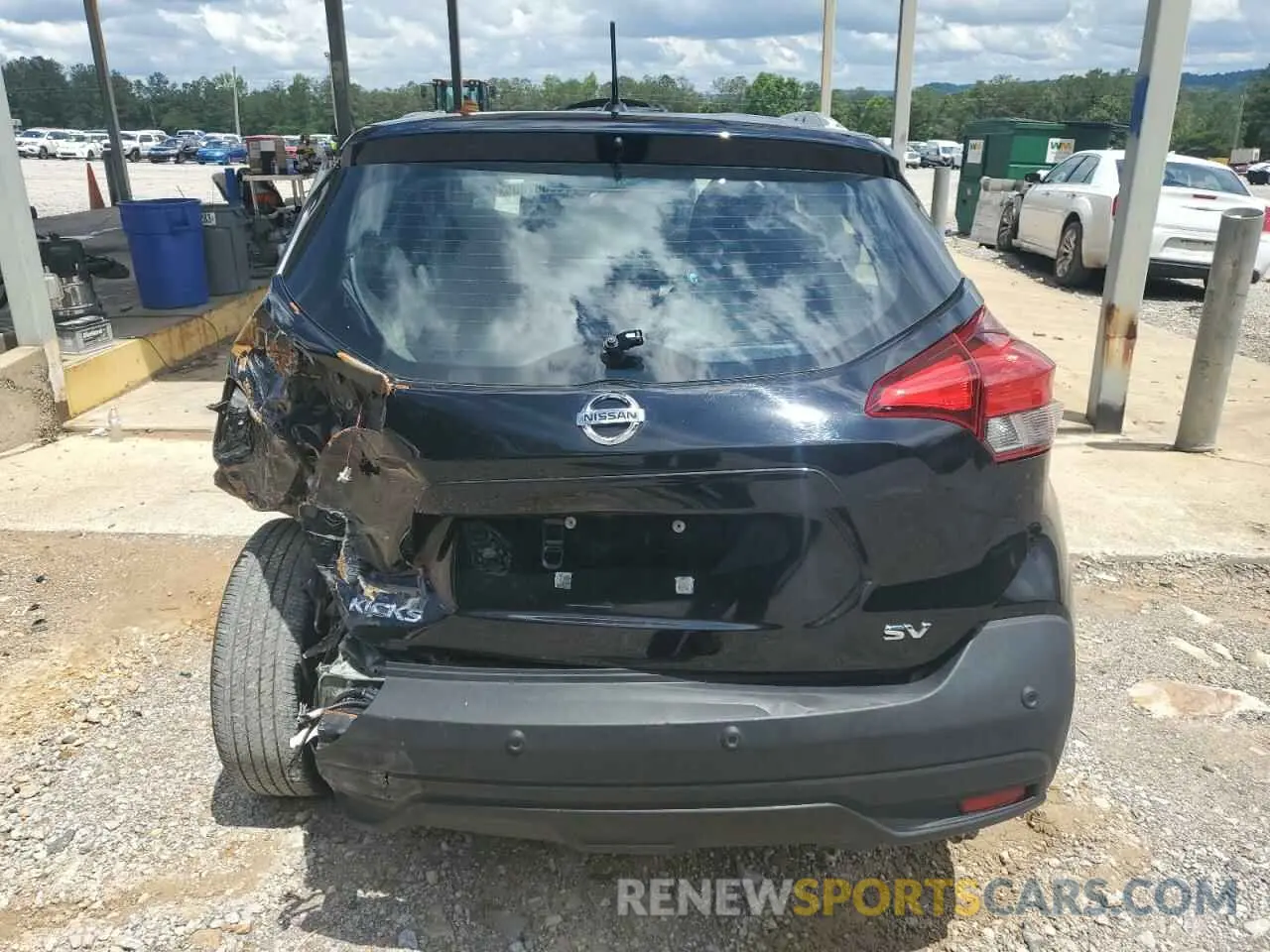 6 Photograph of a damaged car 3N1CP5CV6LL498390 NISSAN KICKS 2020
