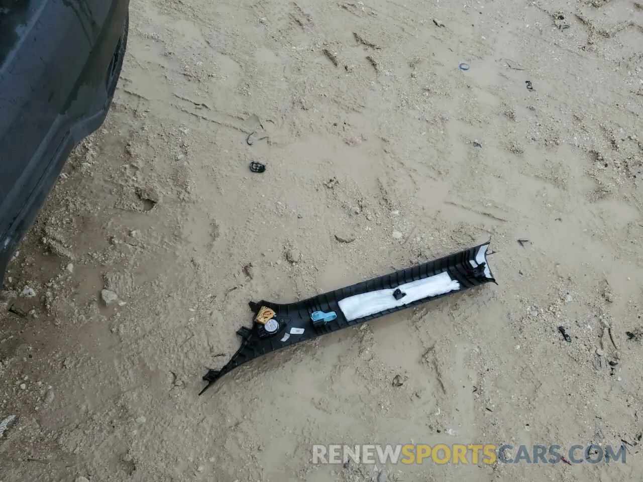 15 Photograph of a damaged car 3N1CP5CV6LL547278 NISSAN KICKS 2020
