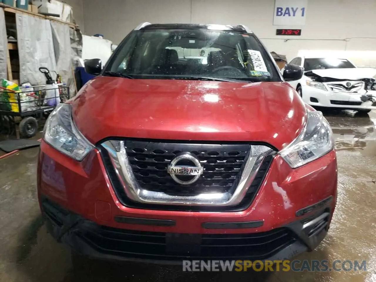 5 Photograph of a damaged car 3N1CP5CV6LL553940 NISSAN KICKS 2020
