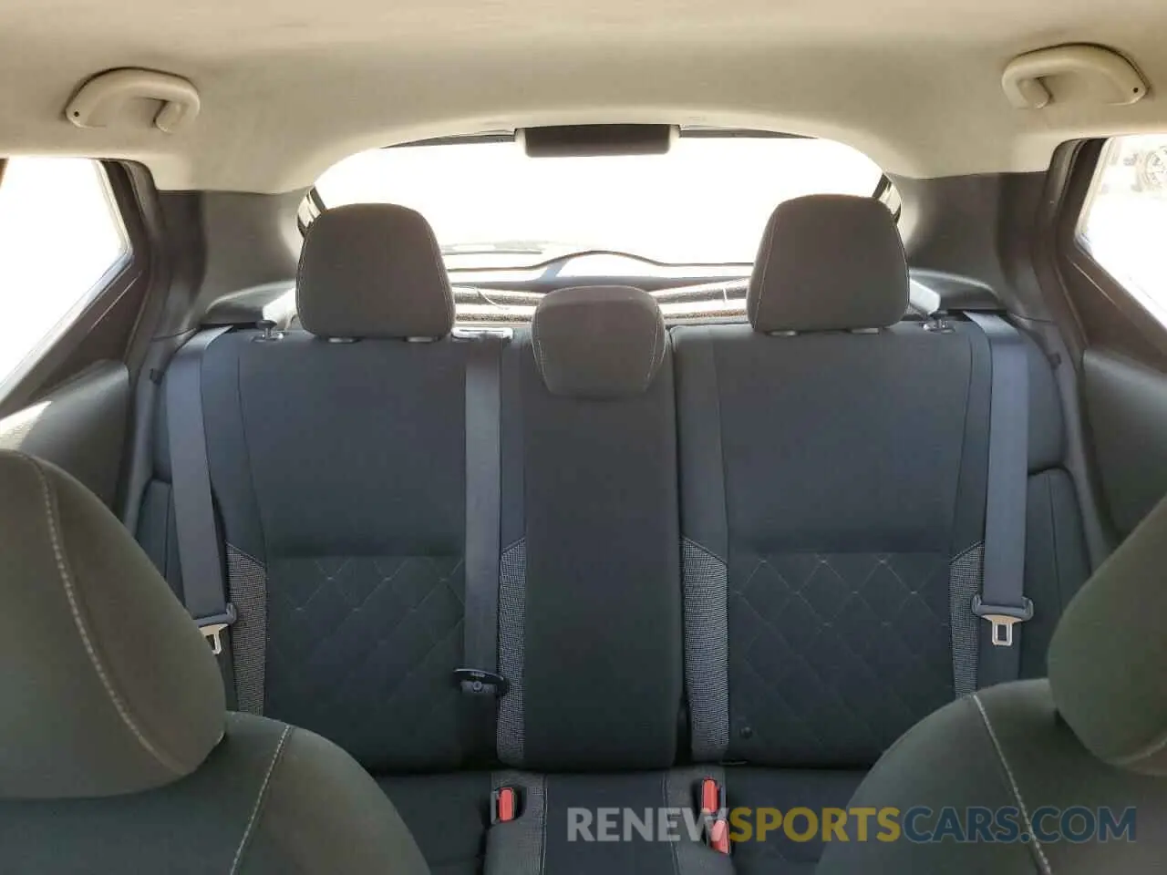 10 Photograph of a damaged car 3N1CP5CV6LL569149 NISSAN KICKS 2020