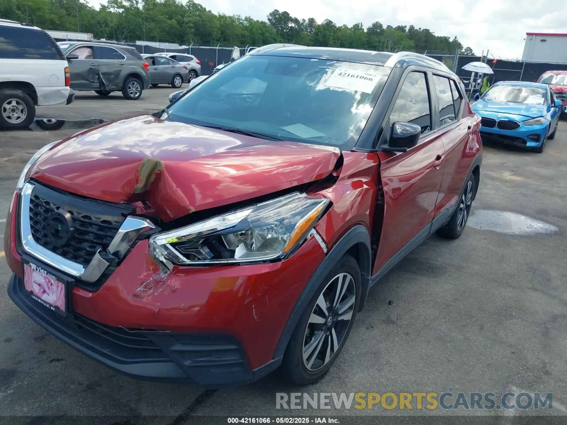 2 Photograph of a damaged car 3N1CP5CV7LL574165 NISSAN KICKS 2020