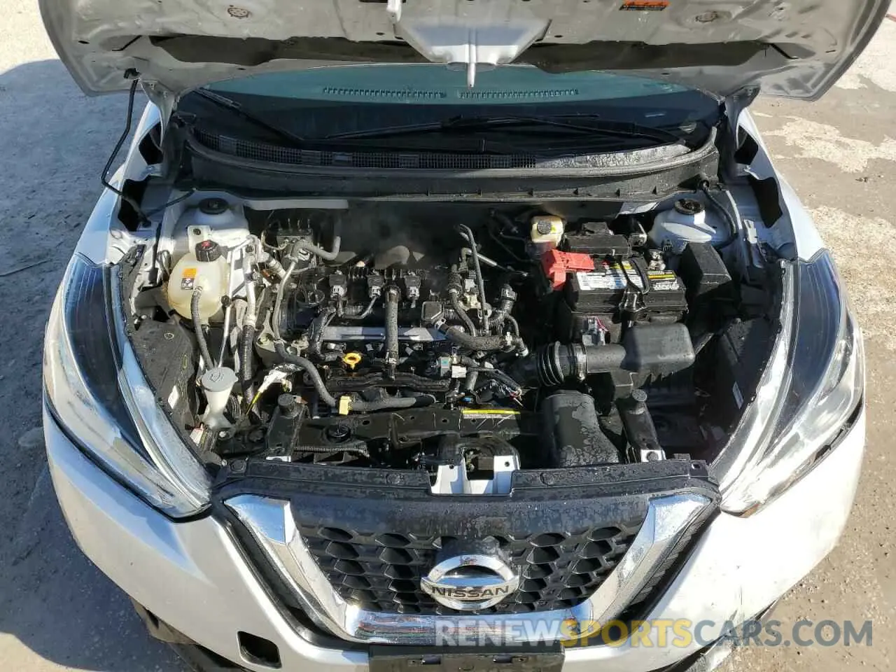 12 Photograph of a damaged car 3N1CP5CV8LL489268 NISSAN KICKS 2020