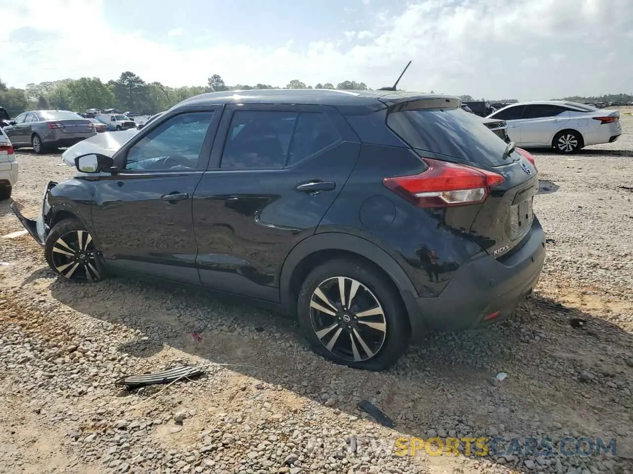2 Photograph of a damaged car 3N1CP5CV8LL545869 NISSAN KICKS 2020